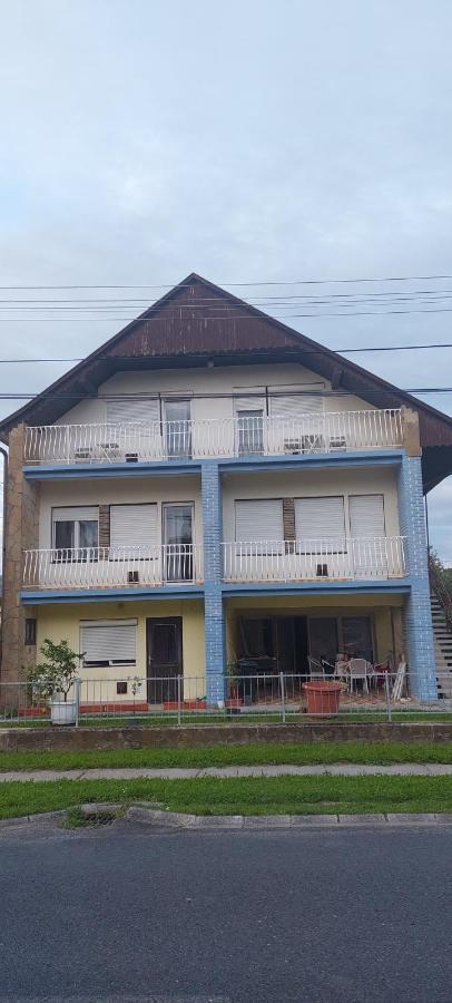 Bluebird Apartman Zalakaros Kültér fotó